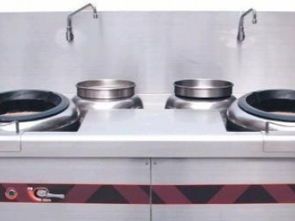 专业厨房工程解决方案 深圳厨具厂的抽油烟、排烟与鲜风系统建设